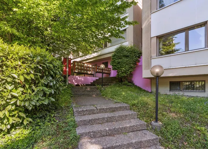 A & G Self Check-in Albergue *