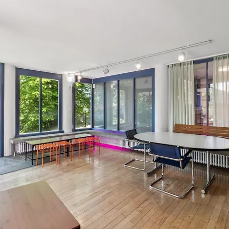 A & G Self Check-in Zúrich